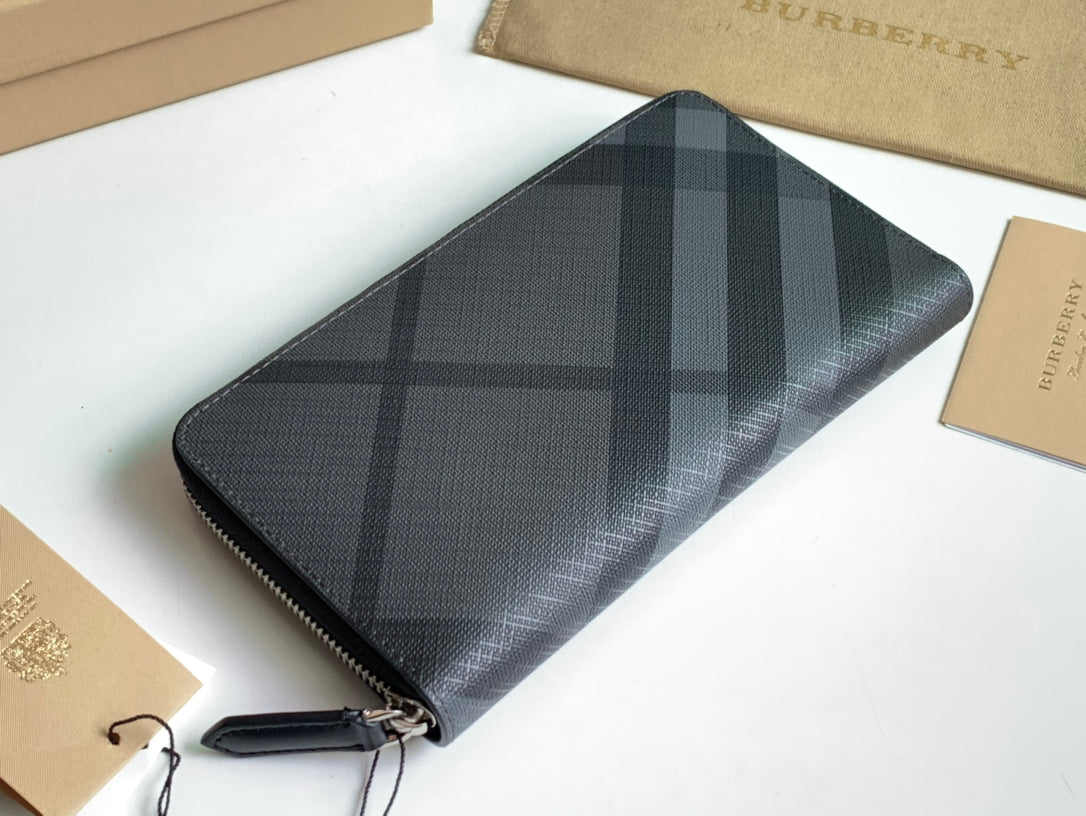 Гаманець Burberry London із зернистої натуральної шкіри — фото 2