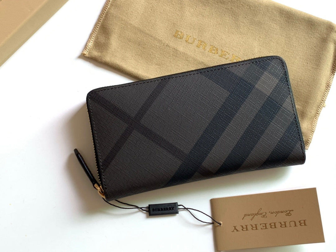 Гаманець Burberry London із зернистої натуральної шкіри — фото 2