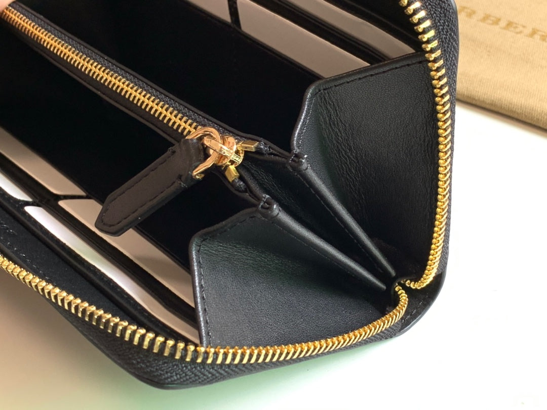Гаманець Burberry London із зернистої натуральної шкіри — фото 8