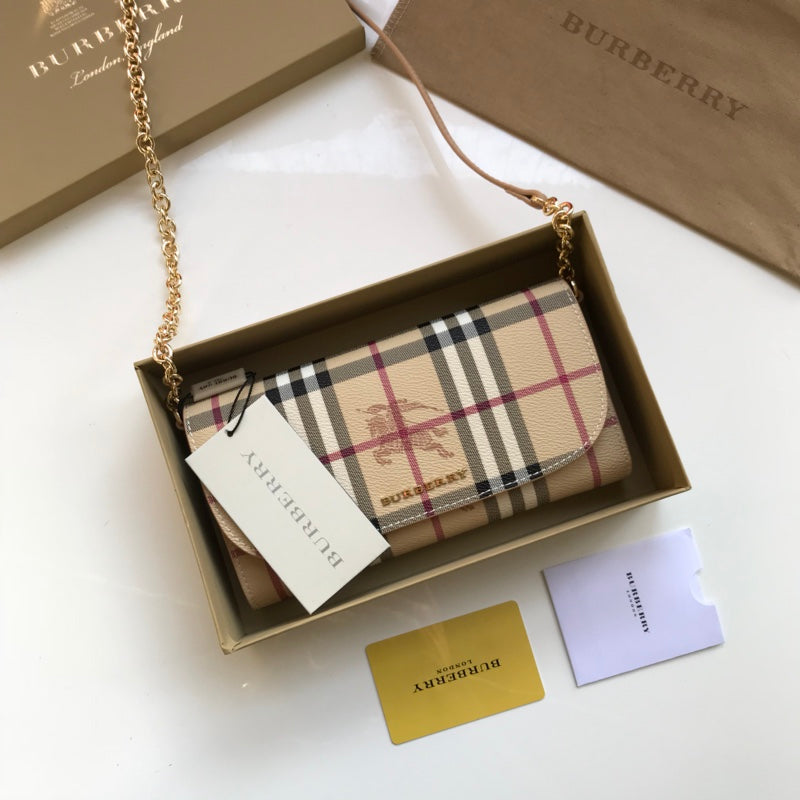 Гаманець Burberry Haymarket зі шкіри — фото 1