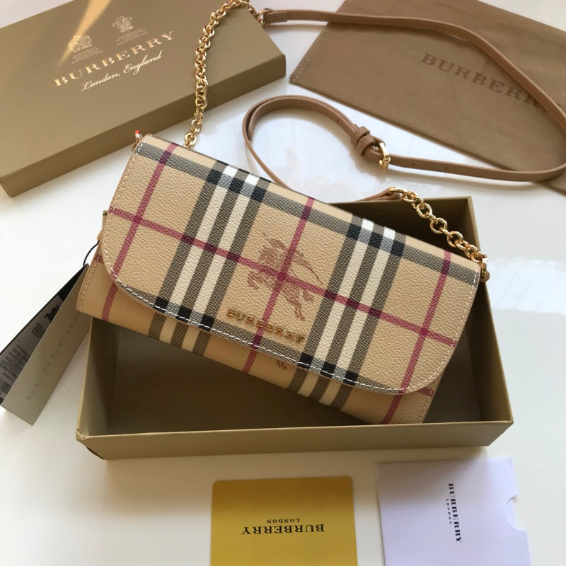 Гаманець Burberry Haymarket зі шкіри — фото 2