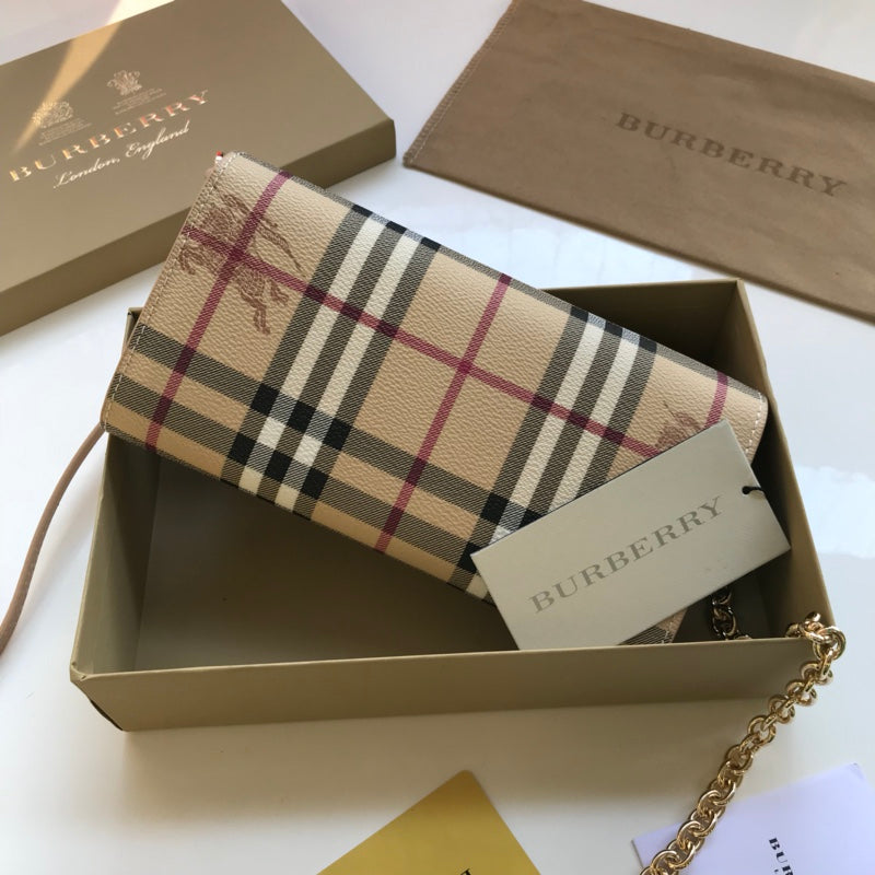 Гаманець Burberry Haymarket зі шкіри — фото 3