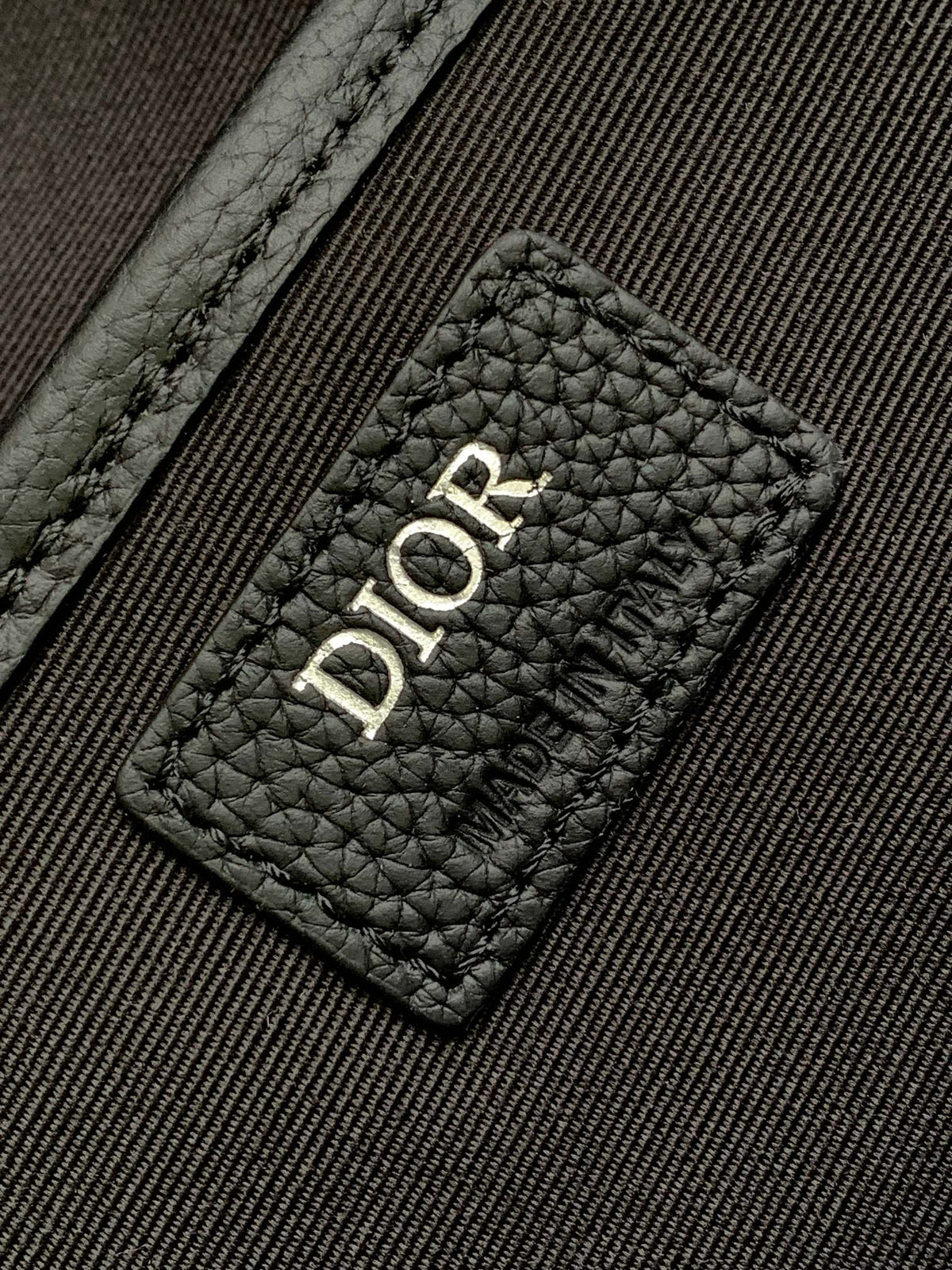 Клатч Dior з натуральної шкіри — фото 9