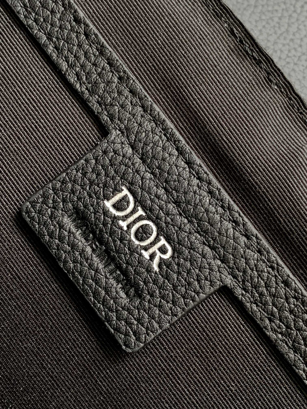 Велика сумка-месенджер Dior Saddle з натуральної шкіри — фото 9