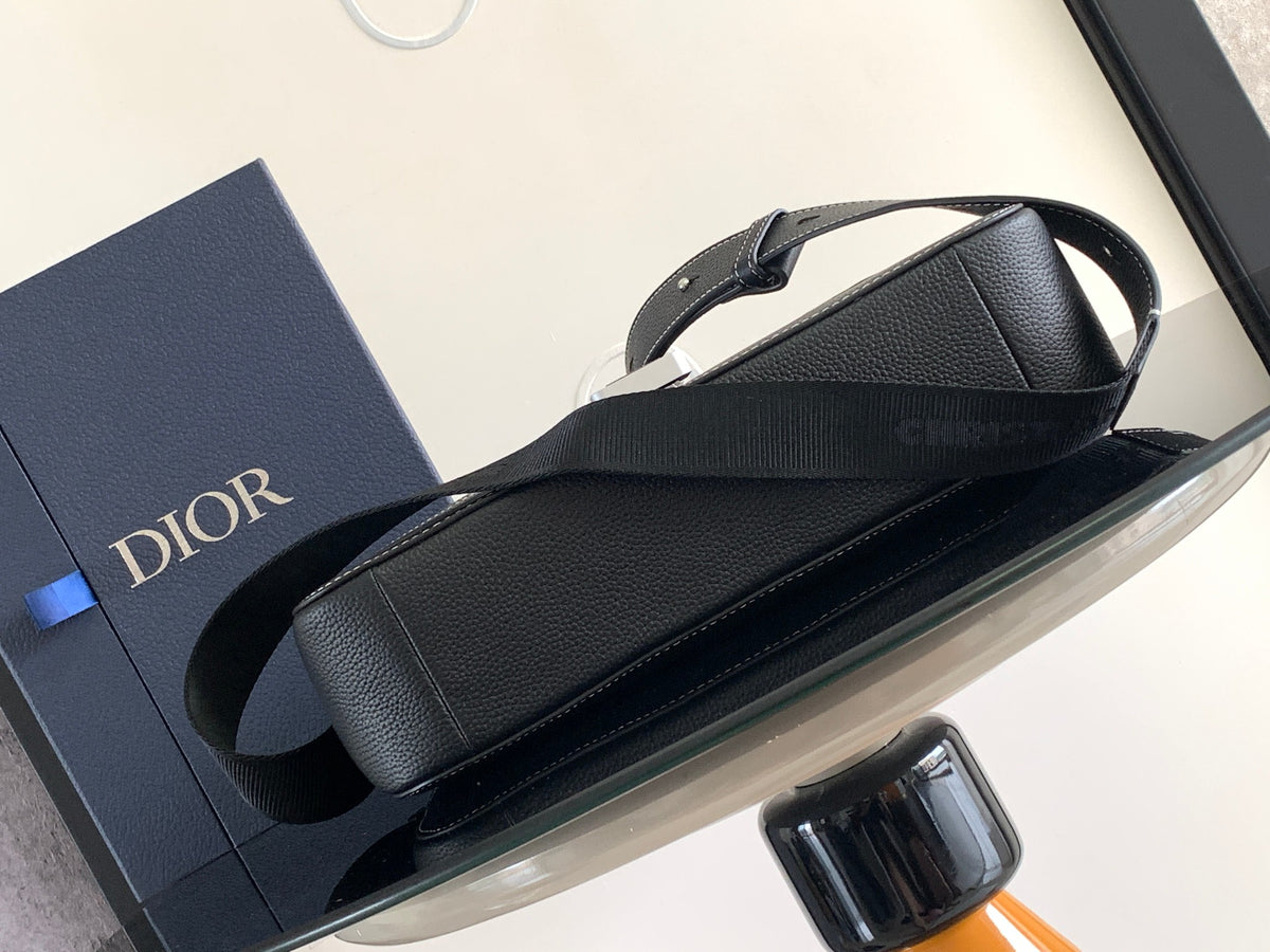 Велика сумка-месенджер Dior Saddle з натуральної шкіри — фото 4