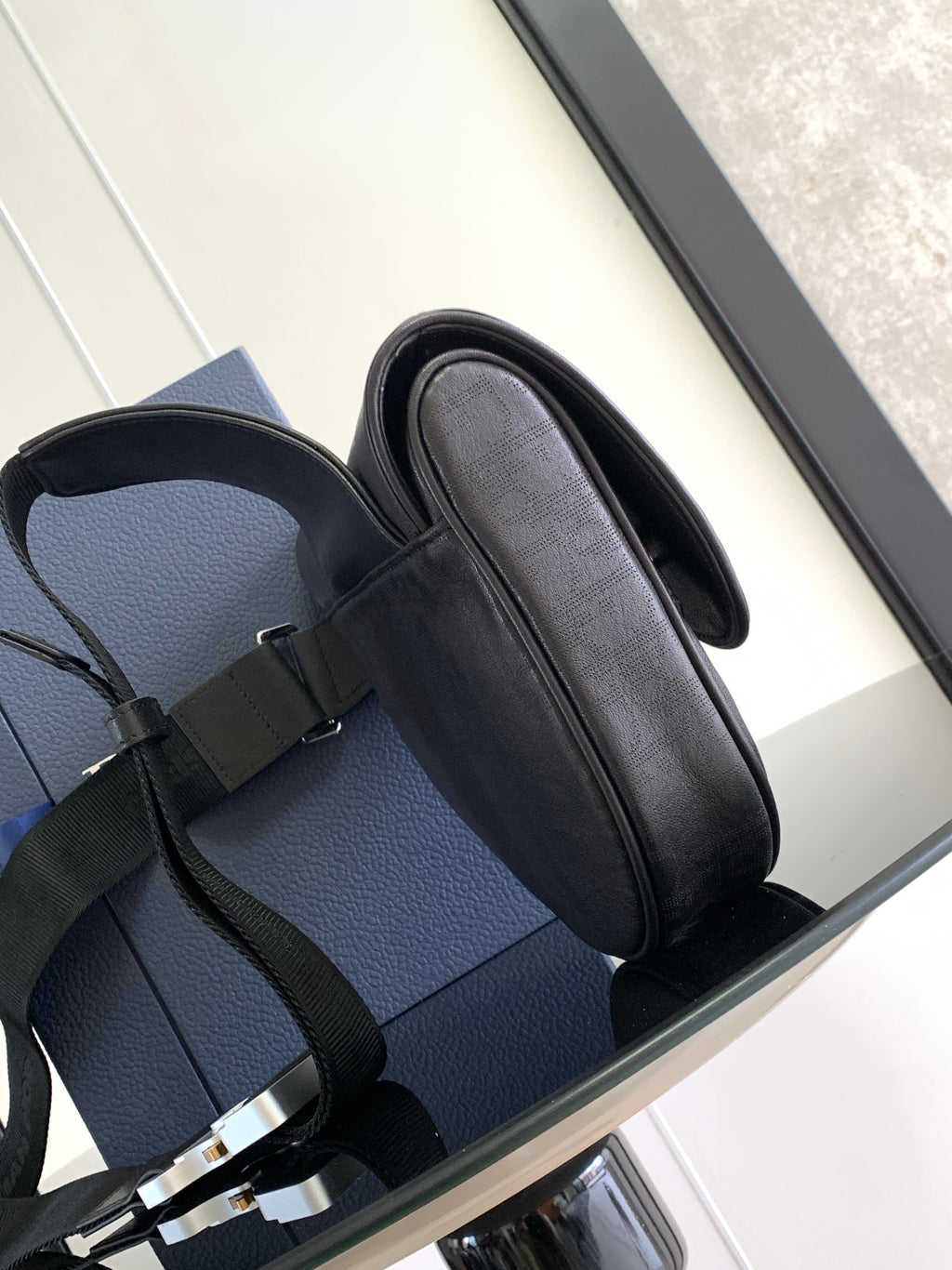 Сумка через плече Dior Saddle з натуральної шкіри — фото 2