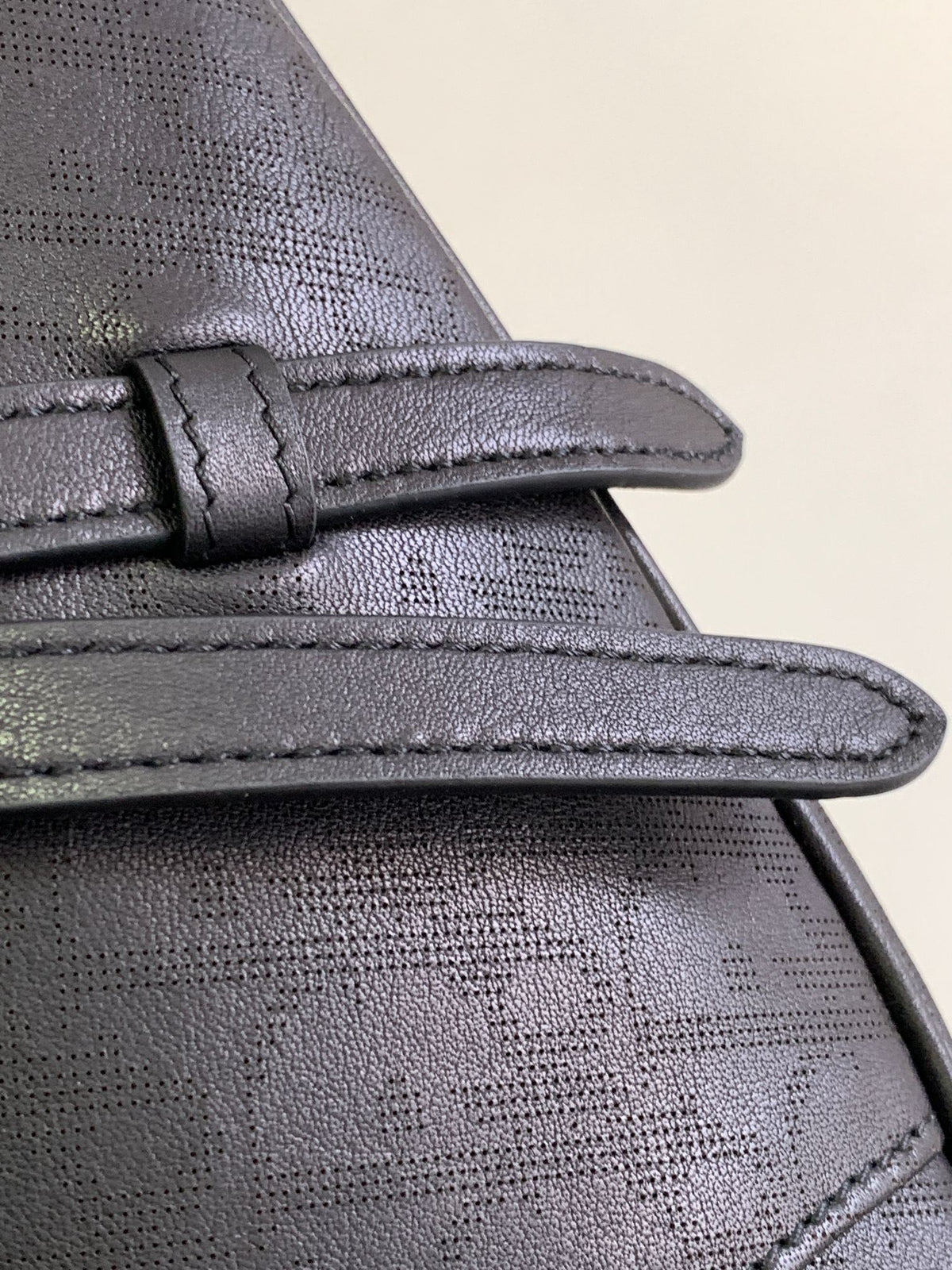Сумка через плече Dior Saddle з натуральної шкіри — фото 5