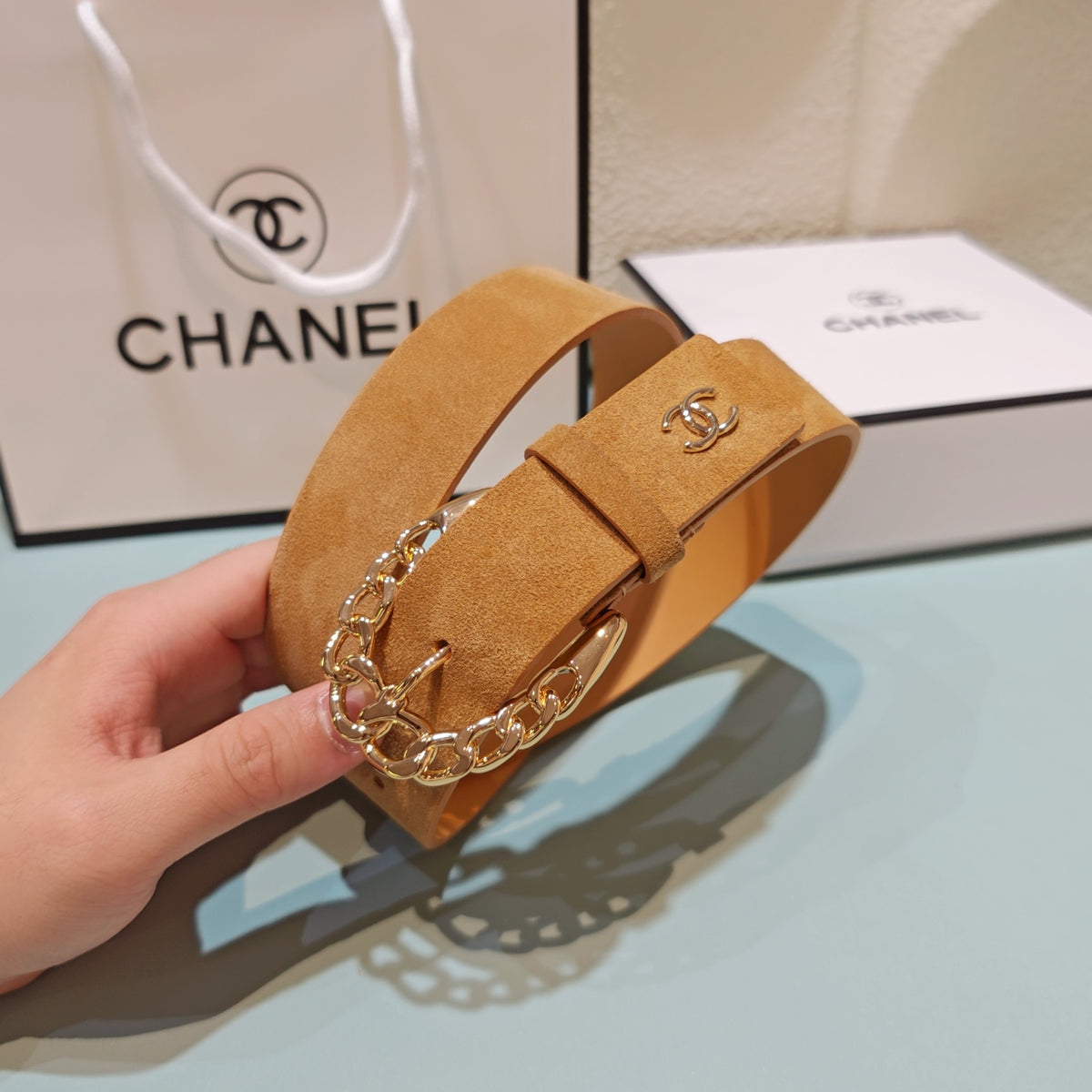 Ремінь Chanel з натуральної замші — фото 4