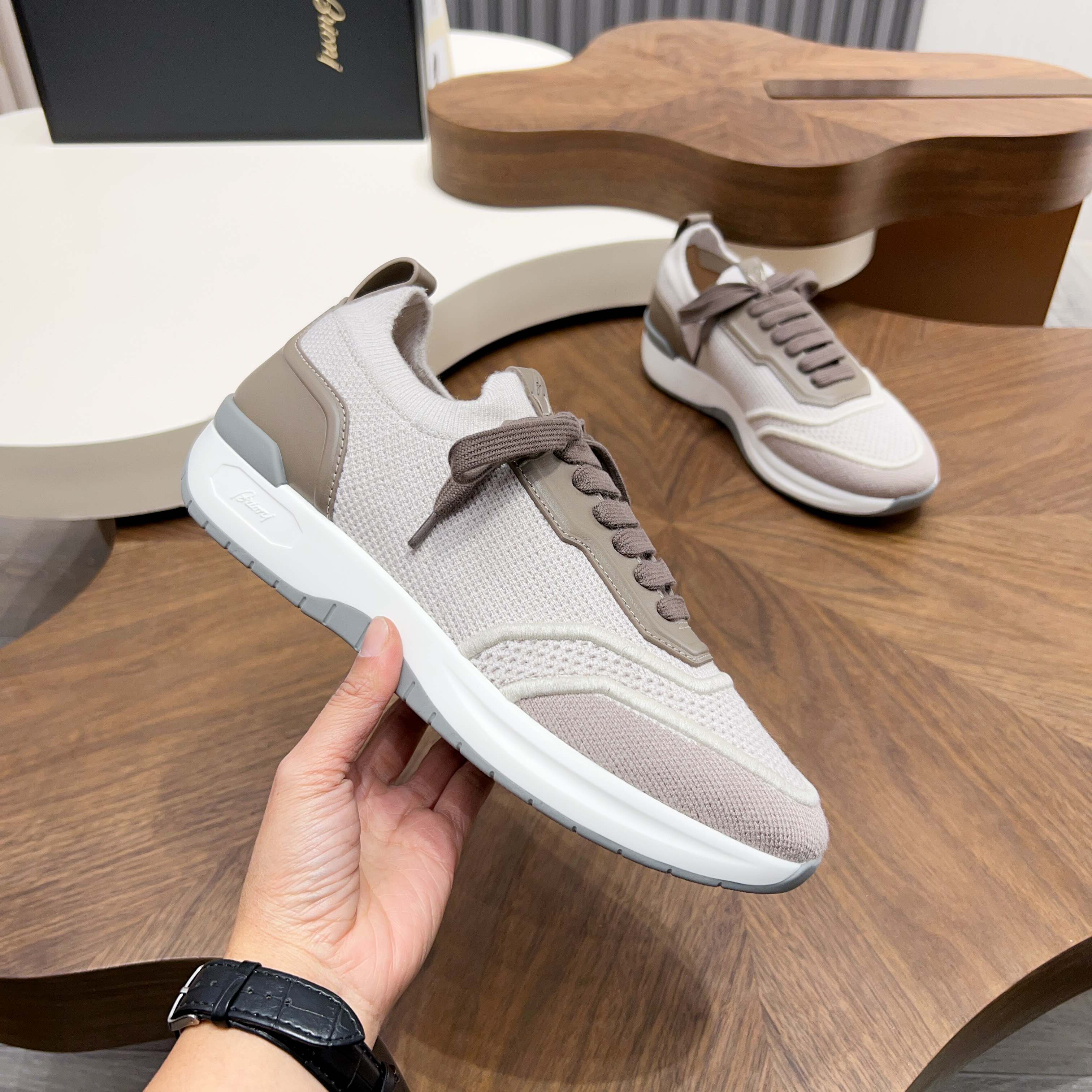 Елегантні замшеві туфлі Brioni V