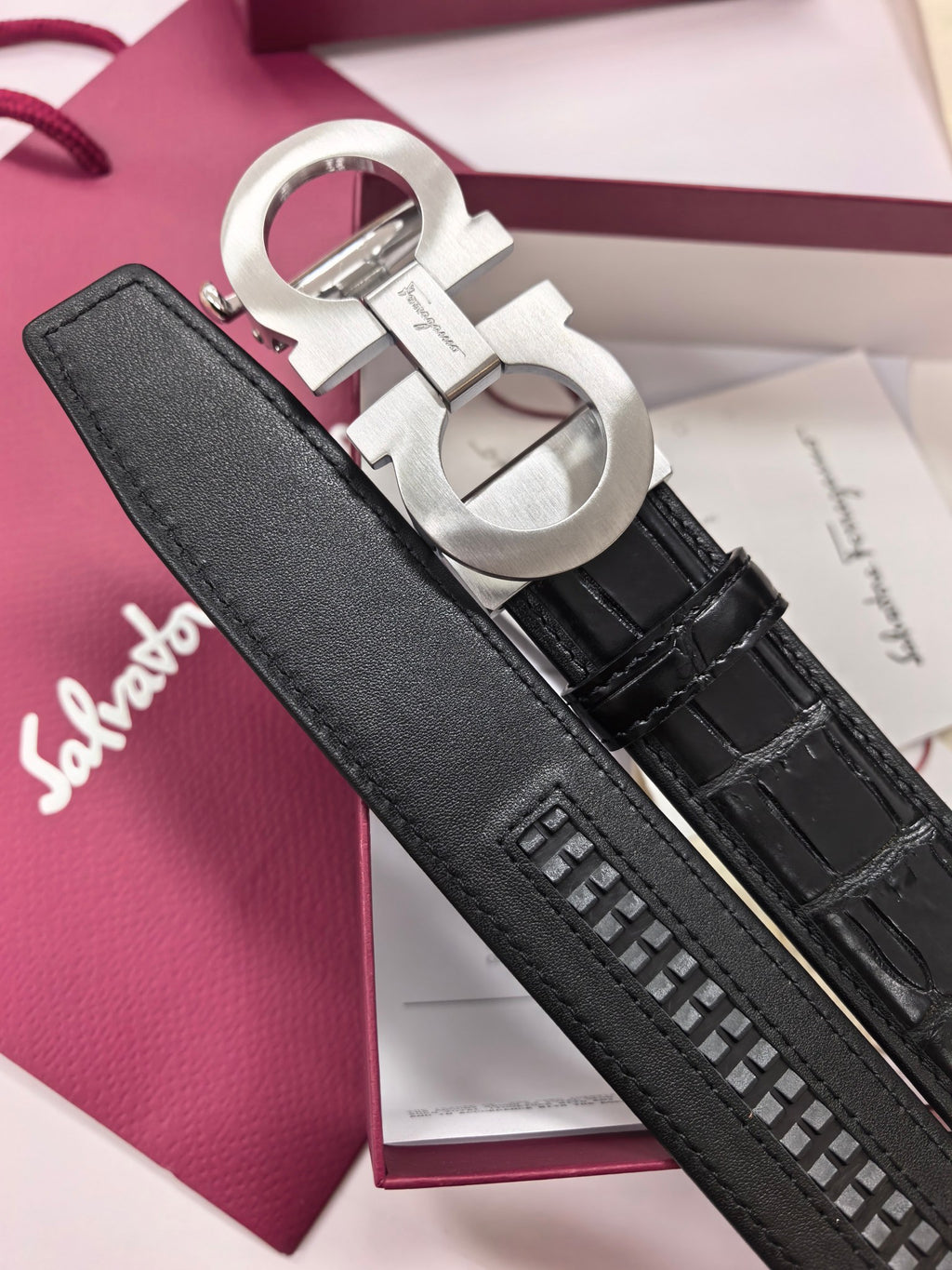 Ремінь Salvatore Ferragamo зі шкіри крокодила