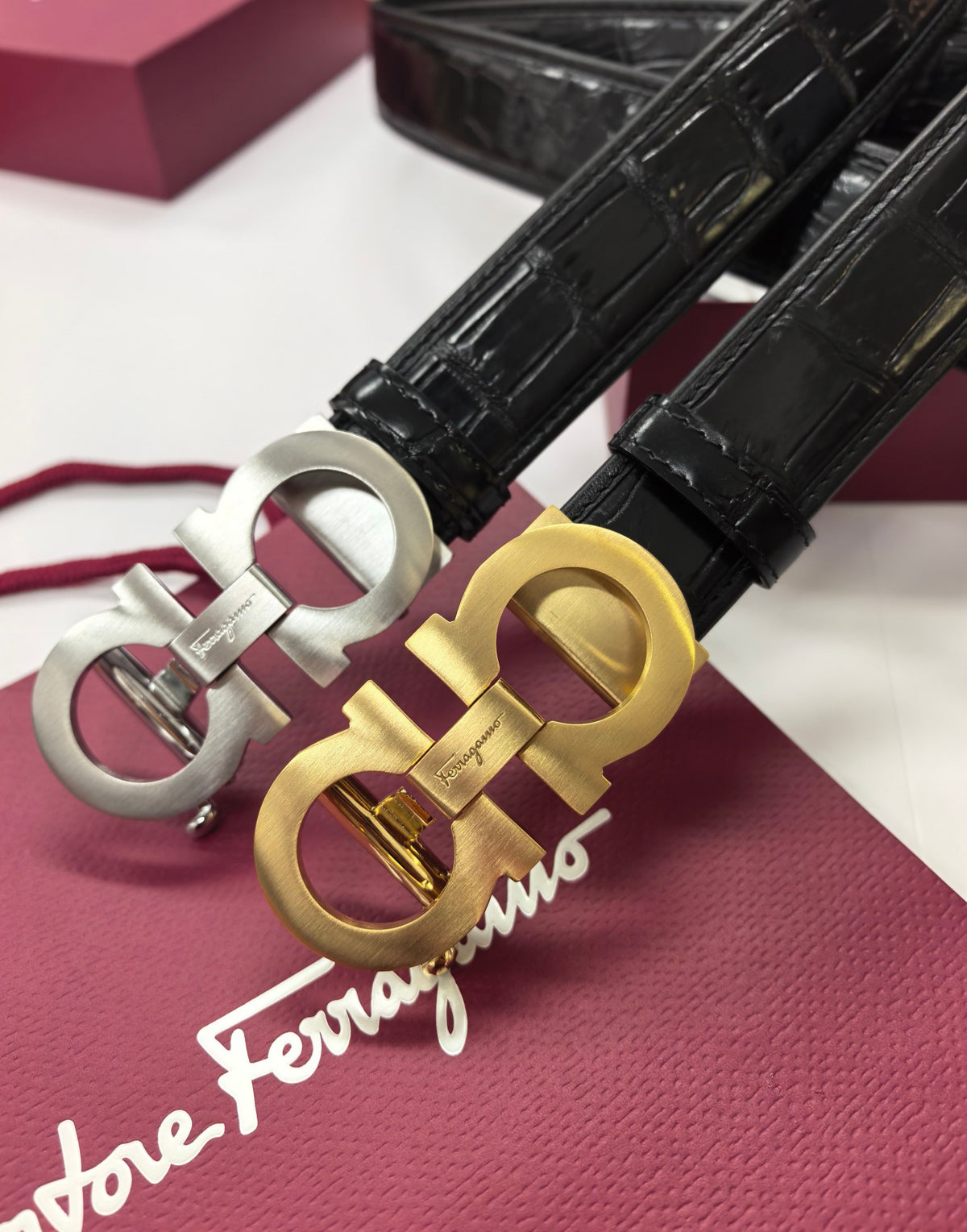 Ремінь Salvatore Ferragamo зі шкіри крокодила