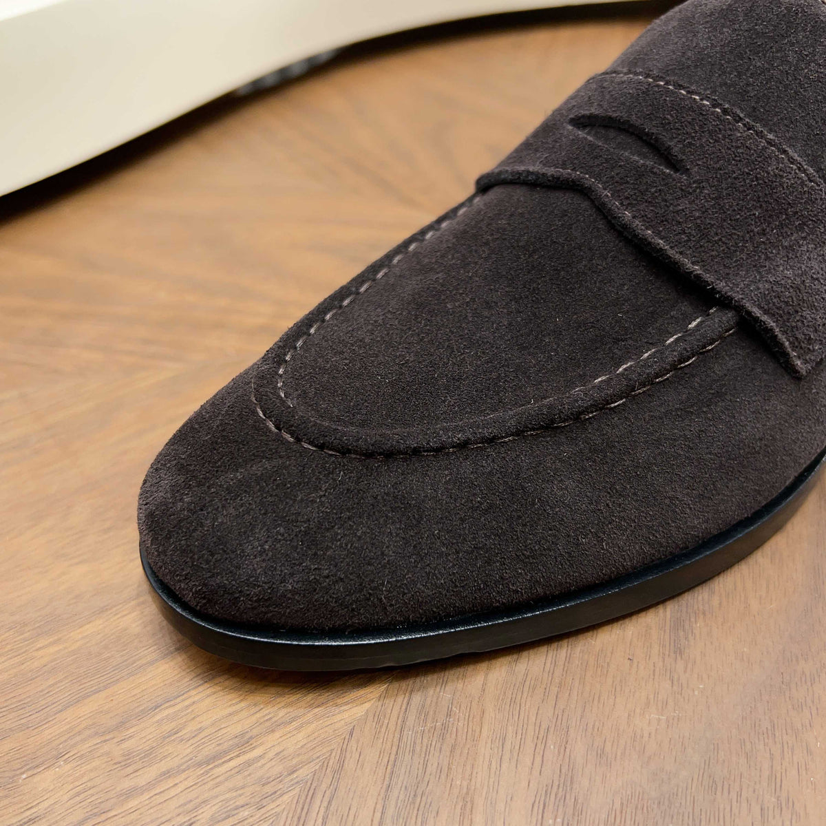 З нубуку з китицями лофери Loro Piana
