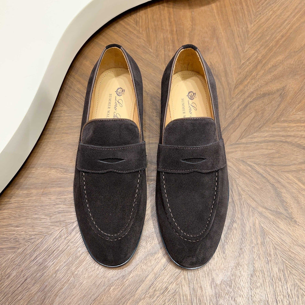 З нубуку з китицями лофери Loro Piana