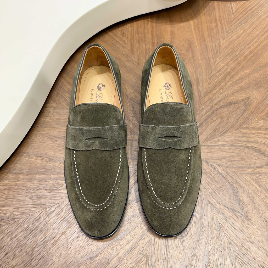 З нубуку з китицями лофери Loro Piana