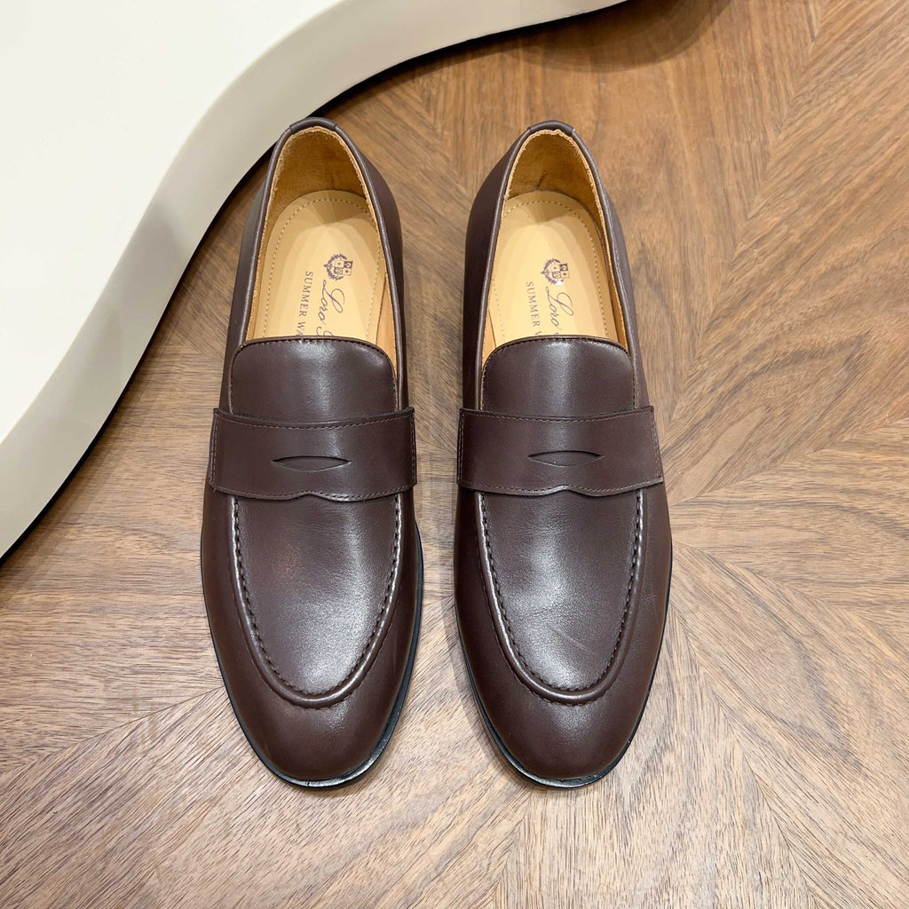З нубуку з китицями лофери Loro Piana