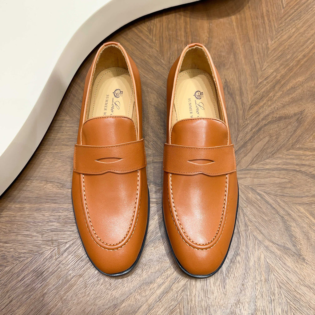 З нубуку з китицями лофери Loro Piana