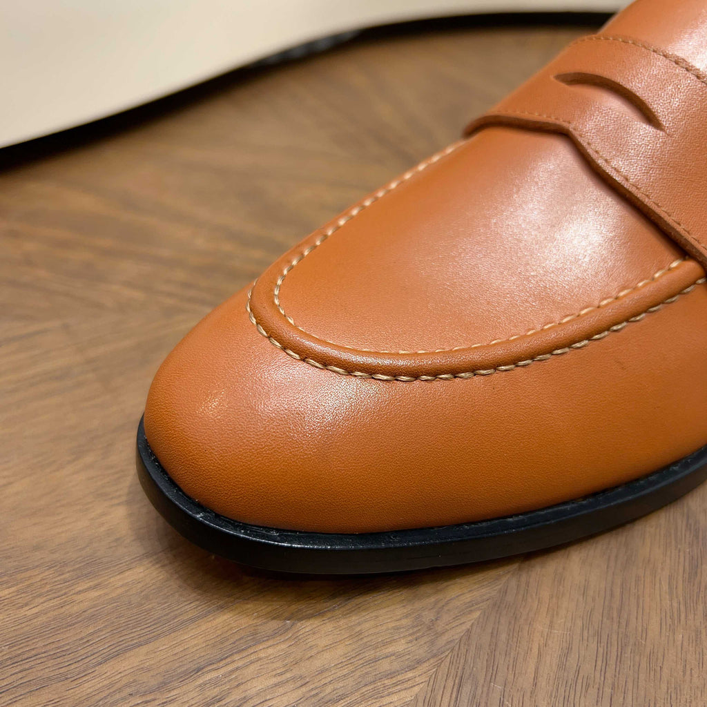 З нубуку з китицями лофери Loro Piana
