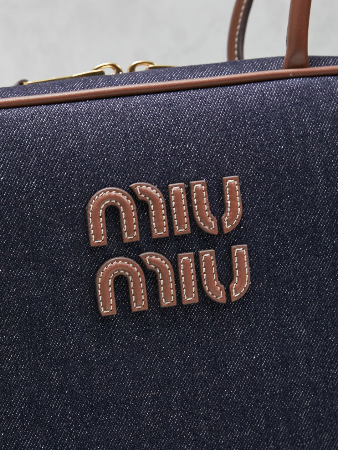 Жіноча сумка Miu Miu
