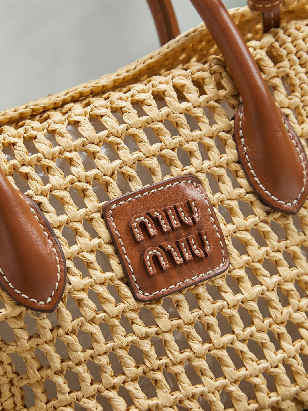 Жіноча сумка Miu Miu