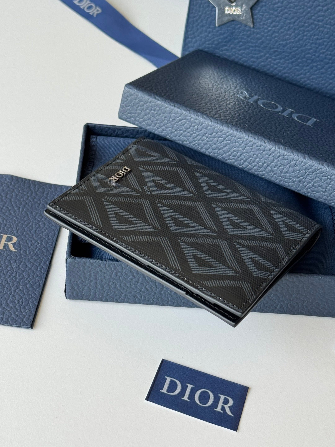 Обкладинка для паспорта Dior Saddle з натуральної шкіри — фото 4