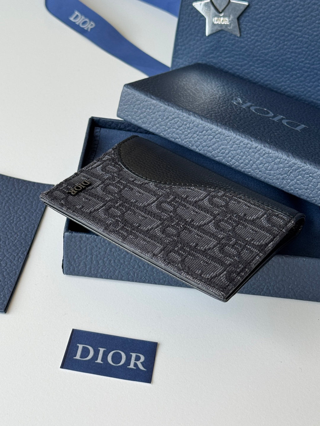 Обкладинка для паспорта Dior Saddle з натуральної шкіри — фото 4
