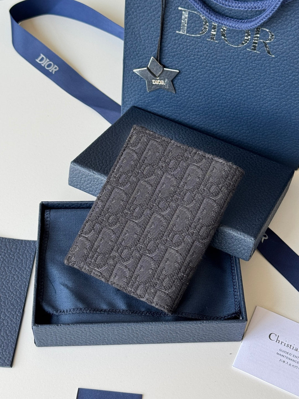 Обкладинка для паспорта Dior Saddle з натуральної шкіри — фото 3