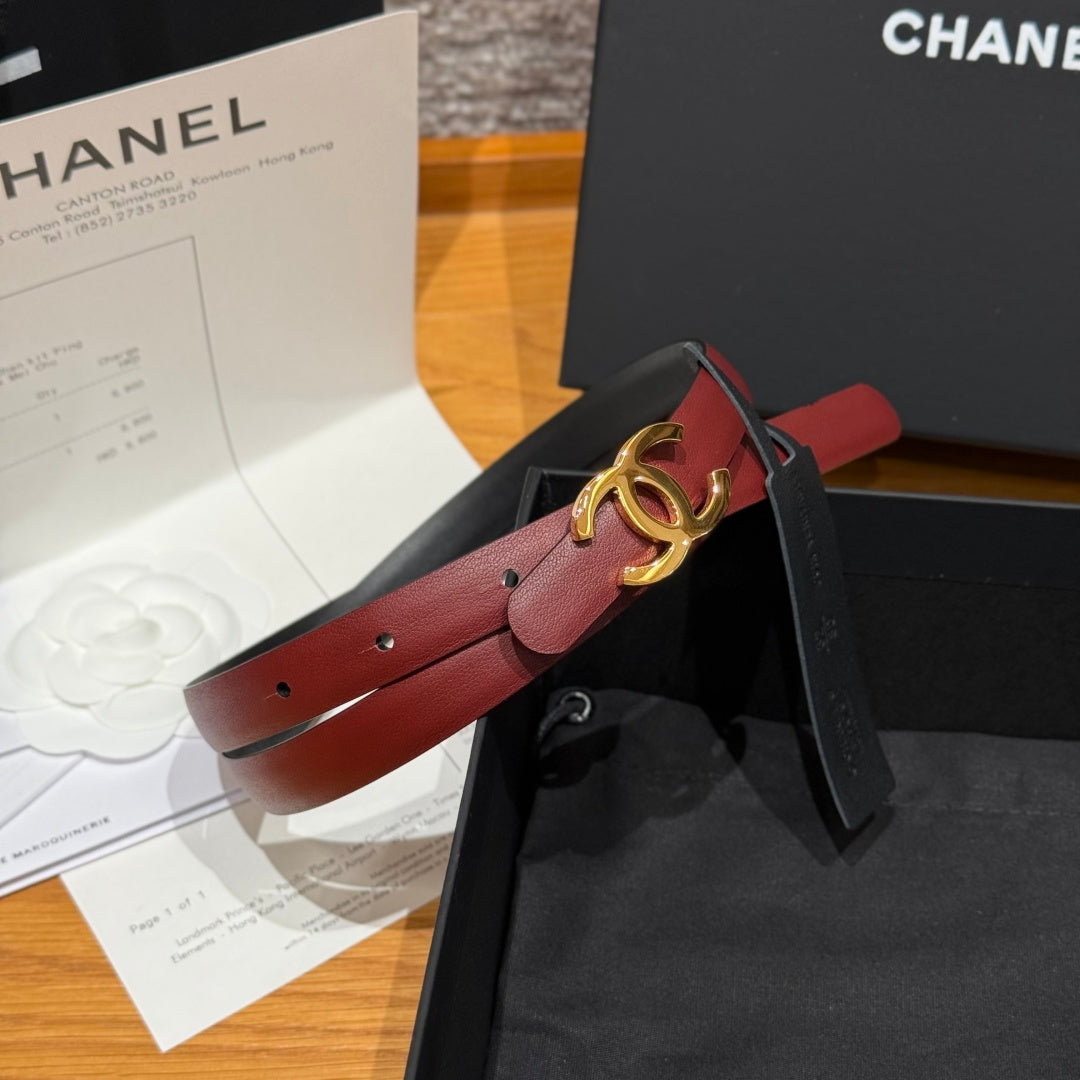 Ремінь Chanel з натуральної шкіри теляти — фото 1