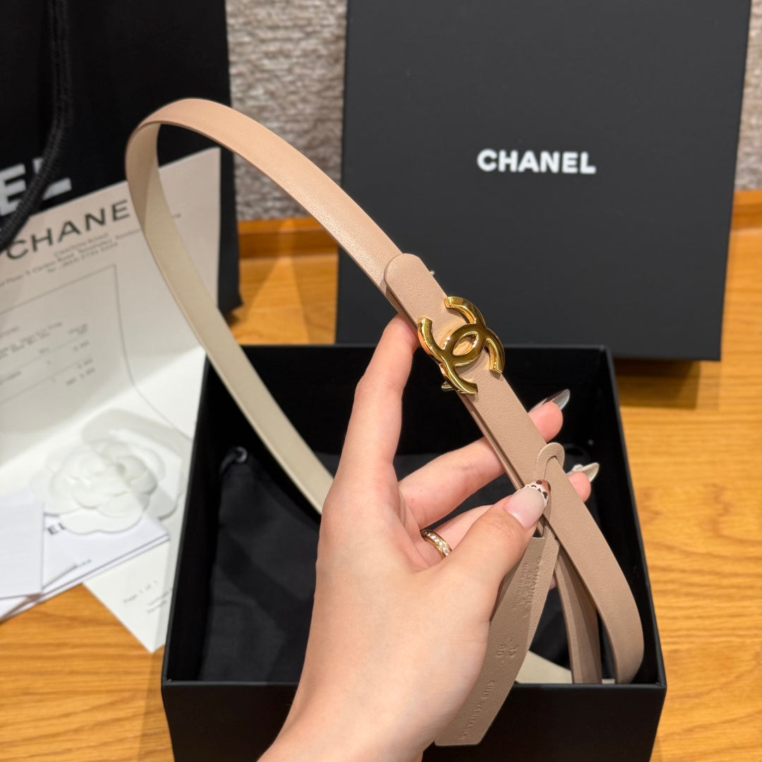 Ремінь Chanel з натуральної шкіри теляти — фото 3