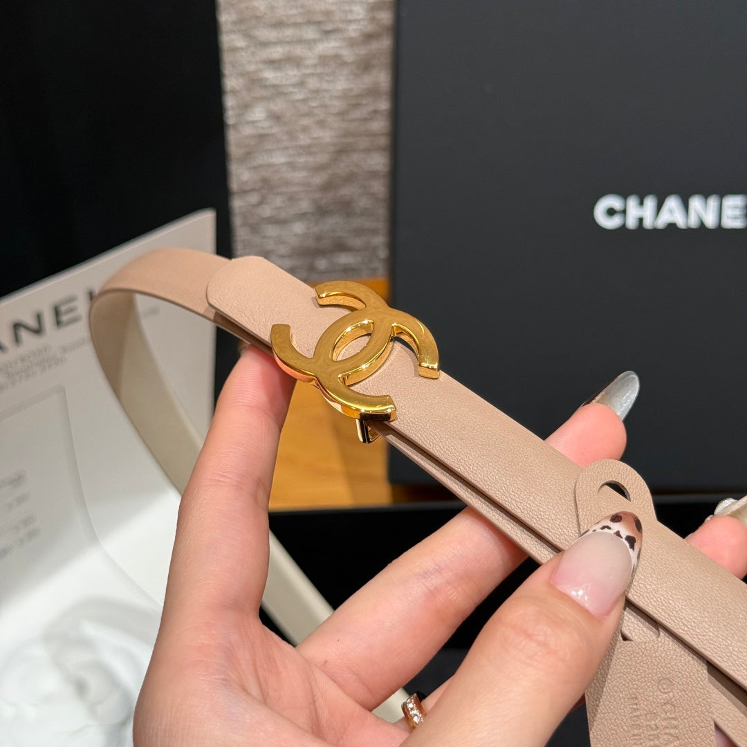Ремінь Chanel з натуральної шкіри теляти — фото 4