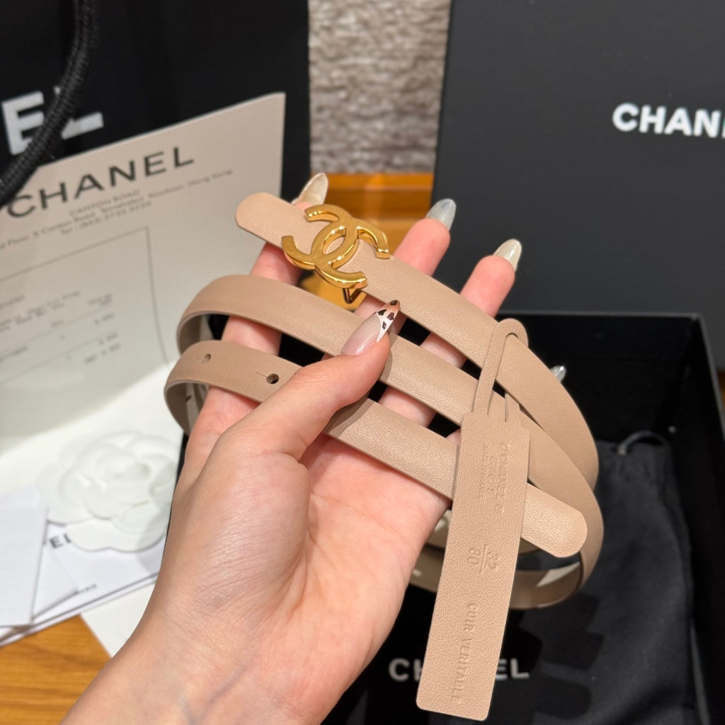 Ремінь Chanel з натуральної шкіри теляти — фото 2