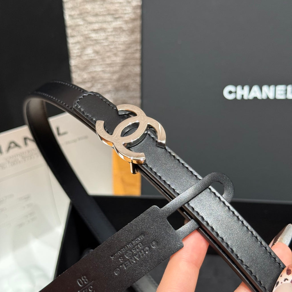 Ремінь Chanel з натуральної шкіри теляти — фото 4