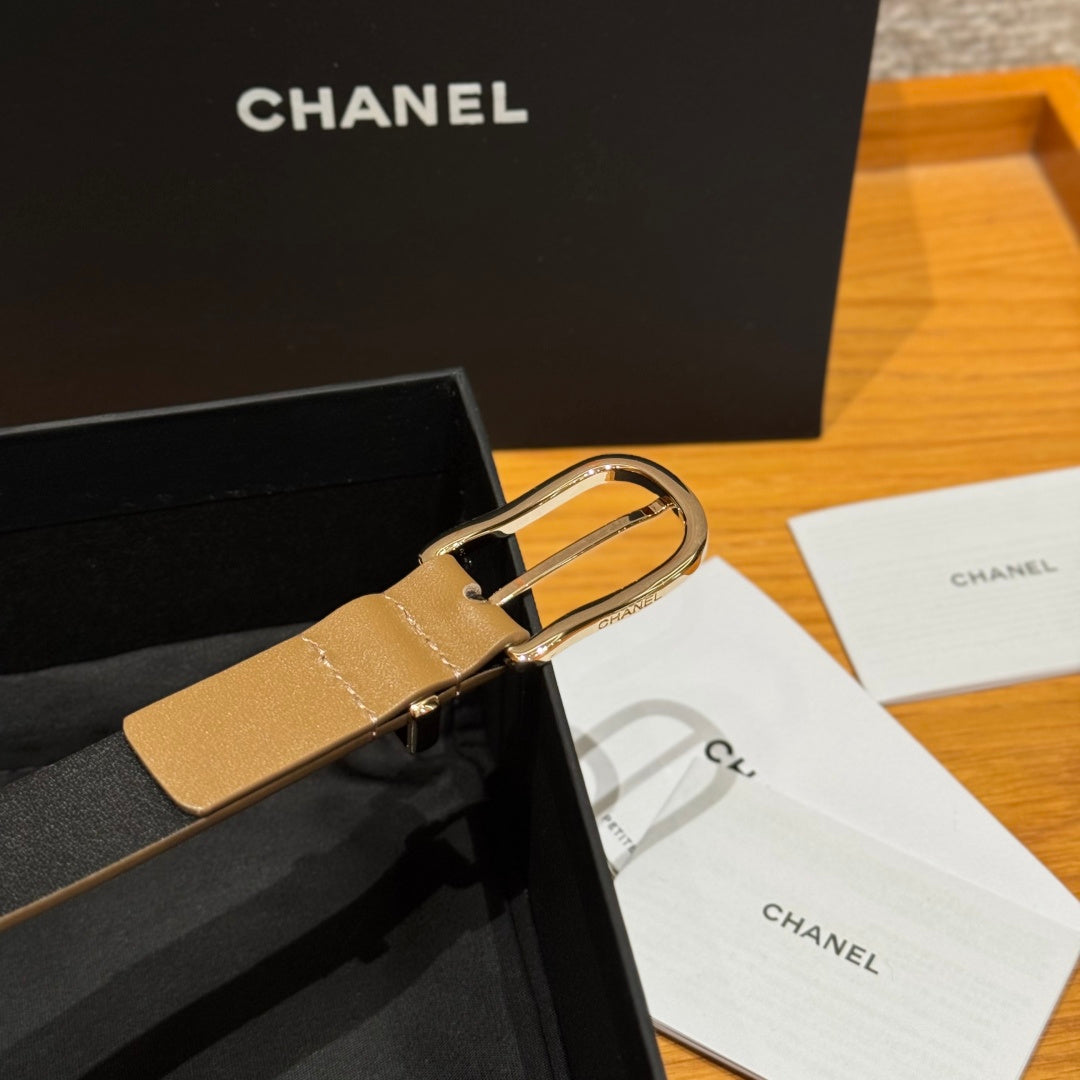Ремінь Chanel з натуральної шкіри теляти з пряжкою-штифтом — фото 6