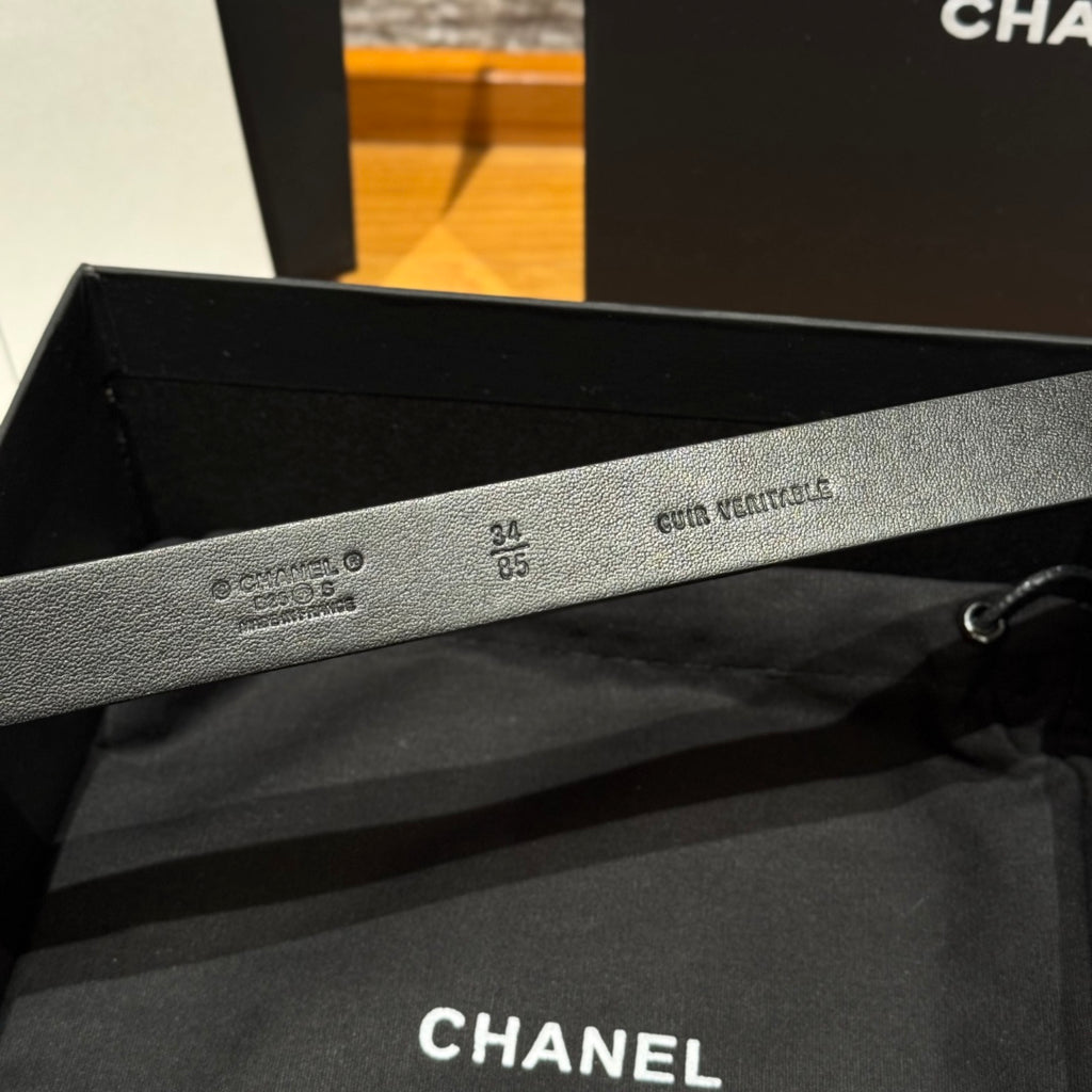 Ремінь Chanel з натуральної шкіри теляти з пряжкою-штифтом — фото 6