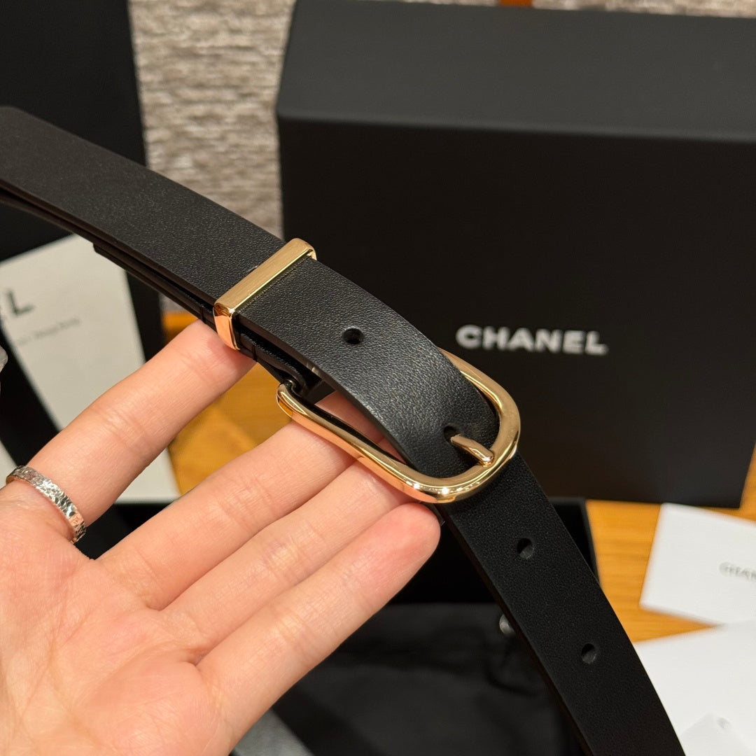 Ремінь Chanel з натуральної шкіри теляти з пряжкою-штифтом — фото 2