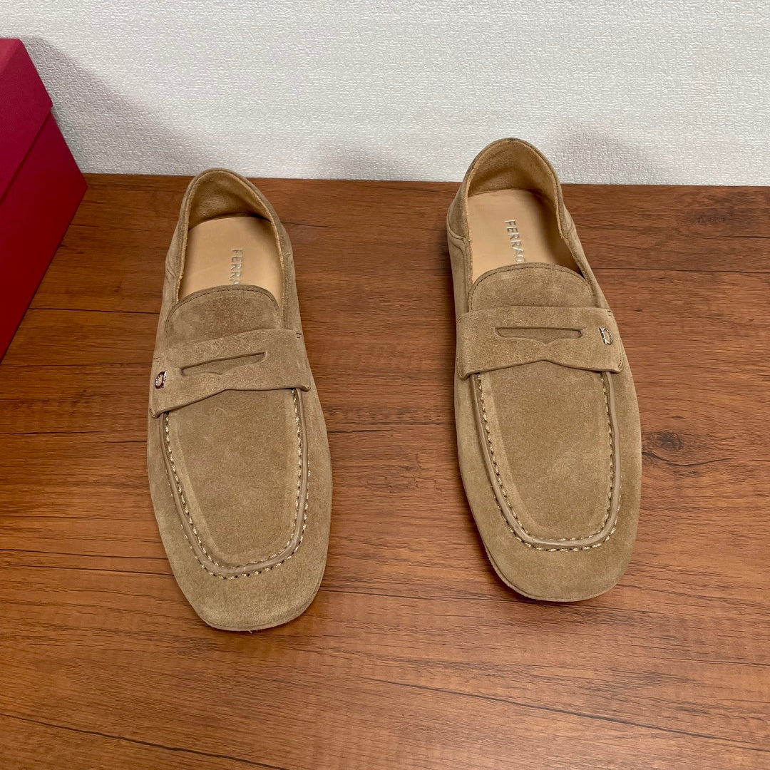 Чоловічі шкіряні лофери Ferragamo сірі