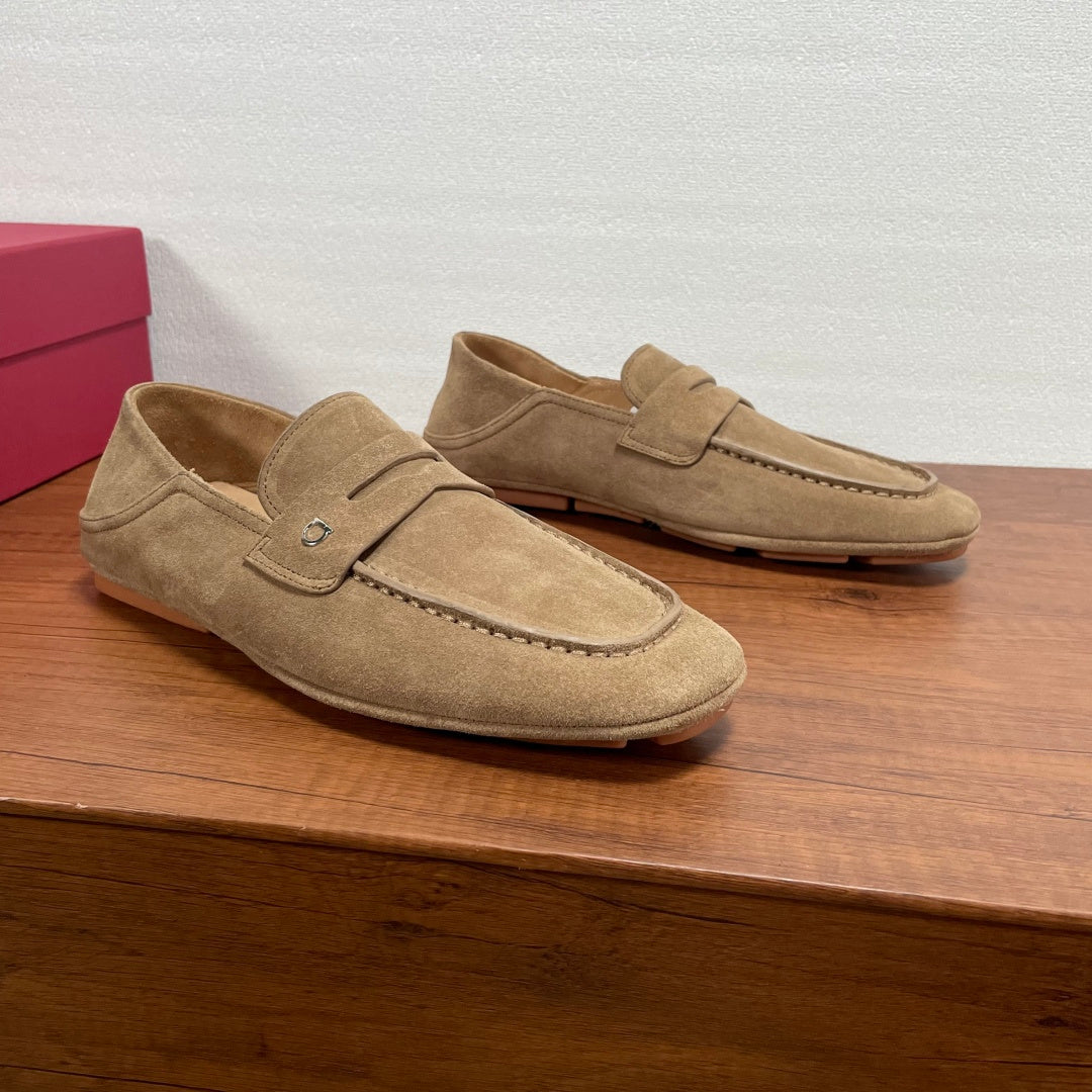 Чоловічі шкіряні лофери Ferragamo сірі