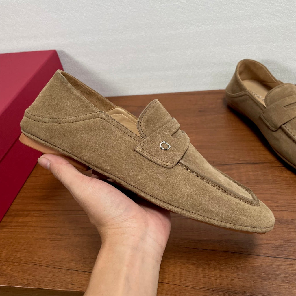 Чоловічі шкіряні лофери Ferragamo сірі