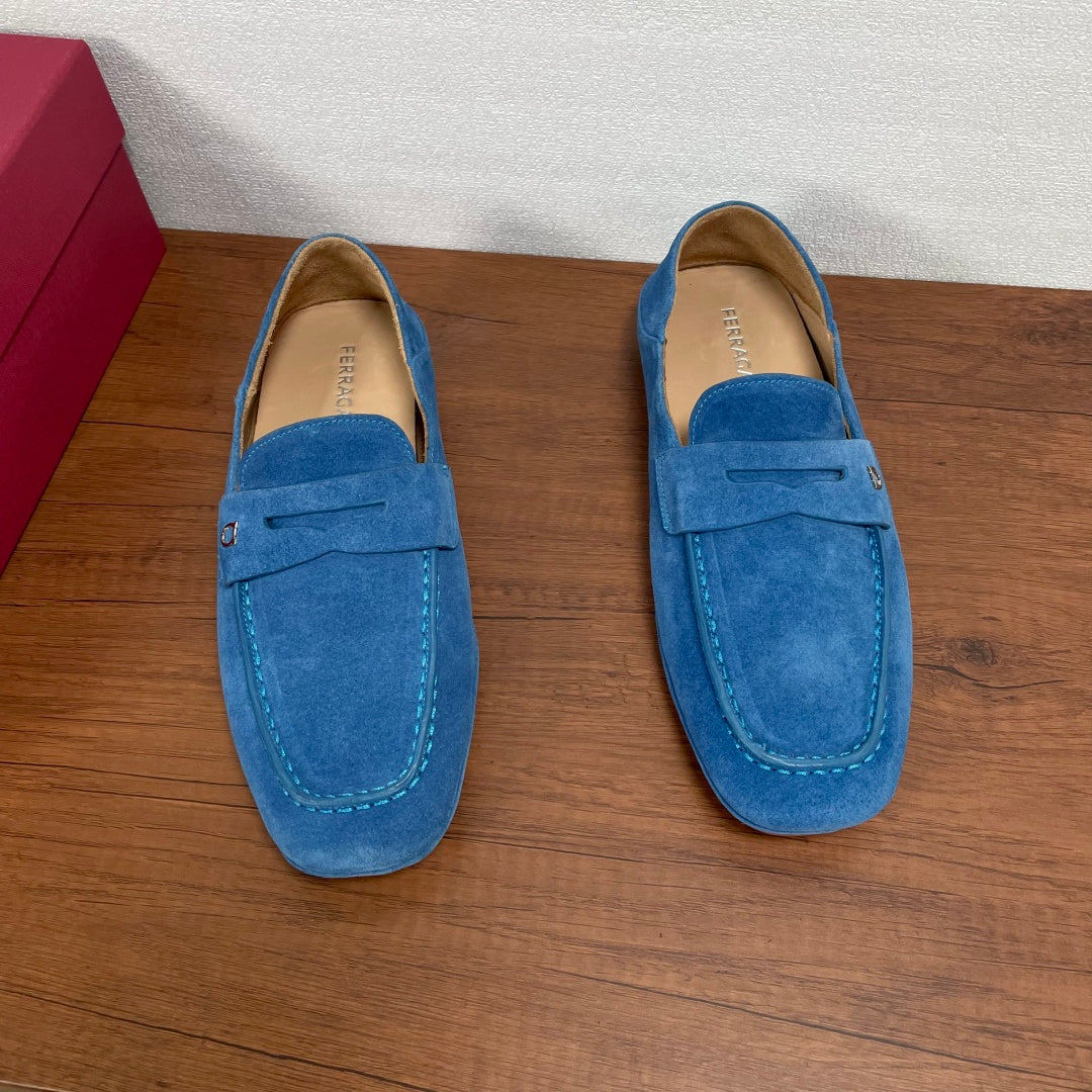 Чоловічі шкіряні лофери Ferragamo сірі