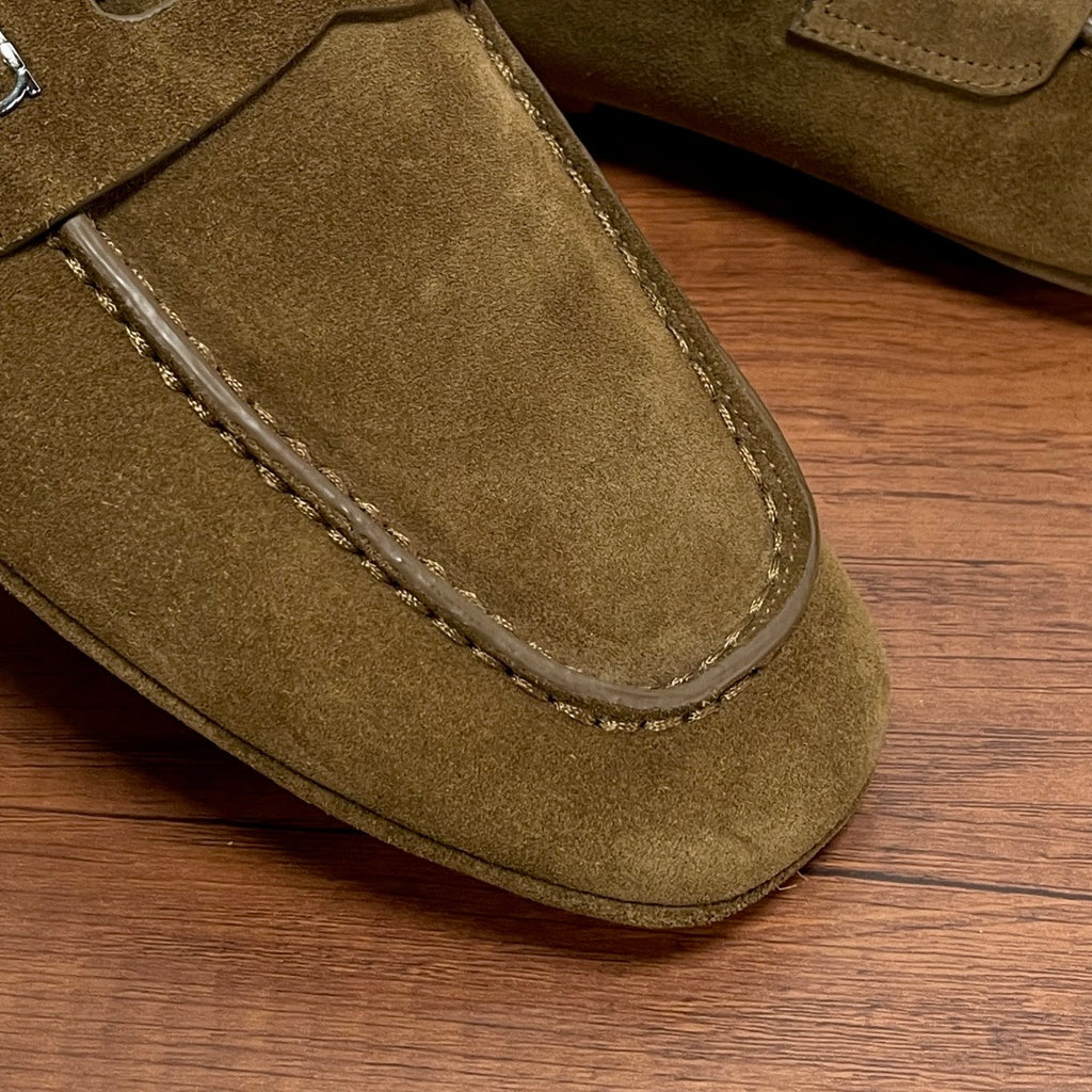 Чоловічі шкіряні лофери Ferragamo сірі