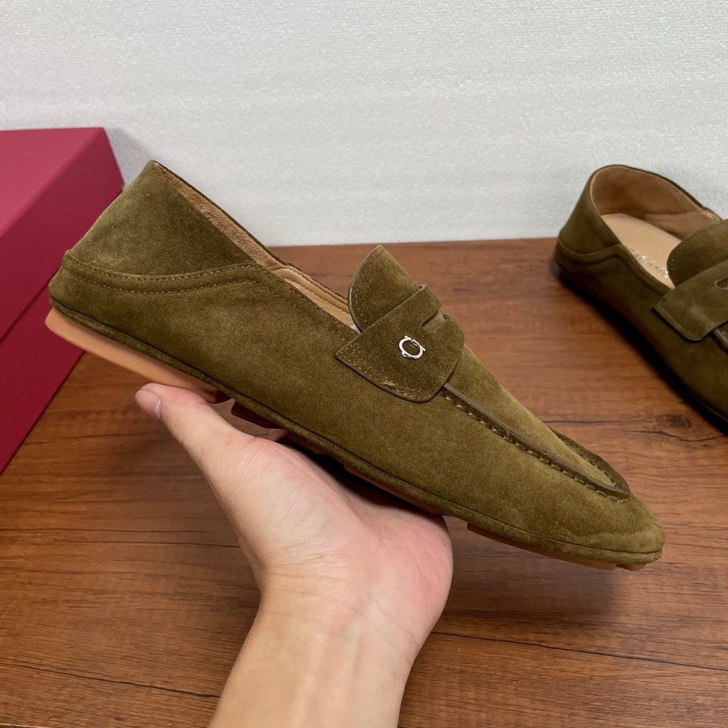 Чоловічі шкіряні лофери Ferragamo сірі
