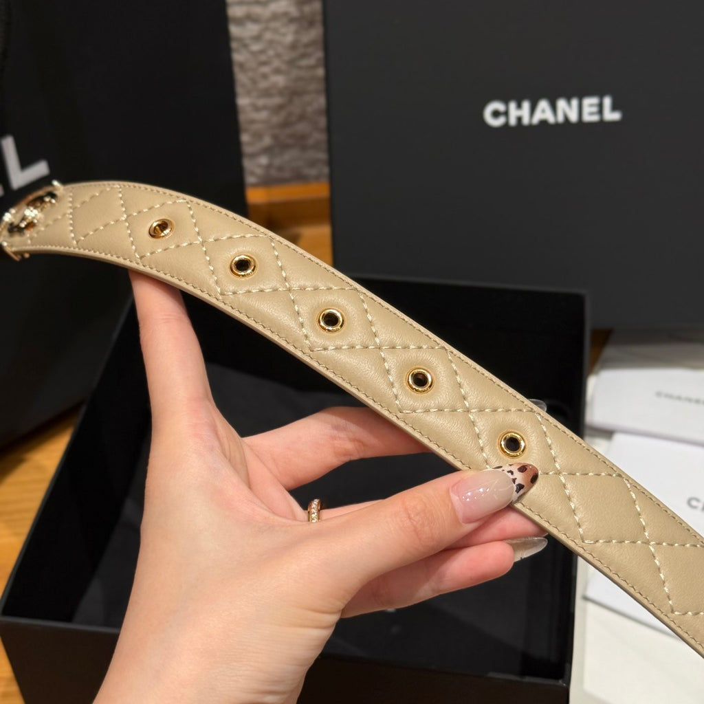 Ремінь Chanel з натуральної шкіри теляти — фото 4