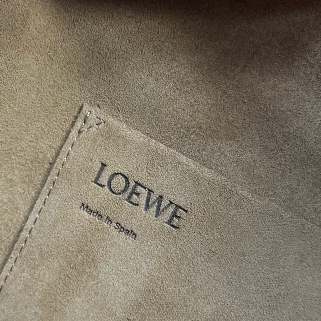 Жіноча сумка Loewe Puzzle Anagram 052446