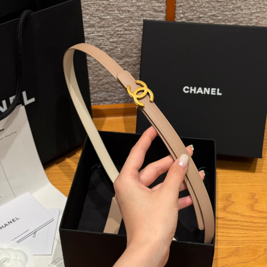 Ремінь Chanel з натуральної шкіри теляти — фото 1