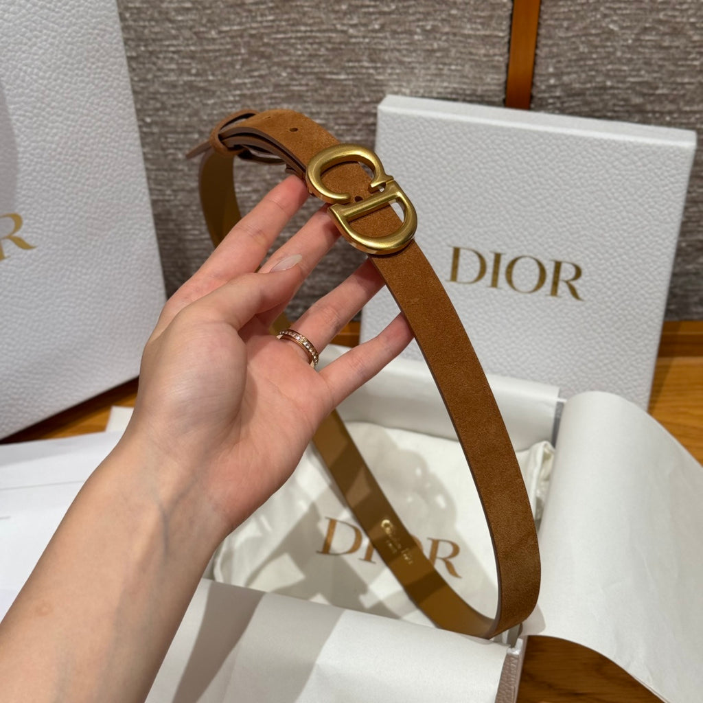 Ремінь Dior з натуральної замші із золотистою пряжкою — фото 4