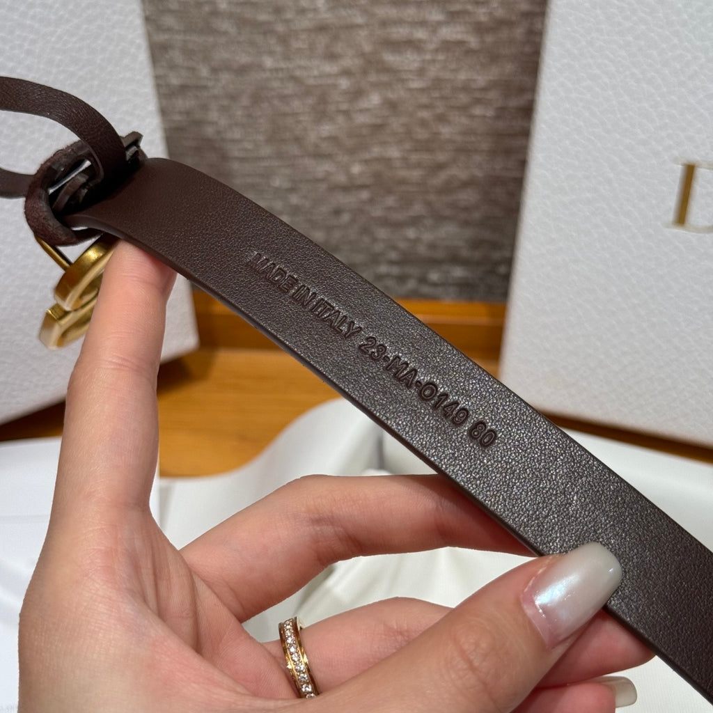 Ремінь Dior з натуральної замші із золотистою пряжкою — фото 5