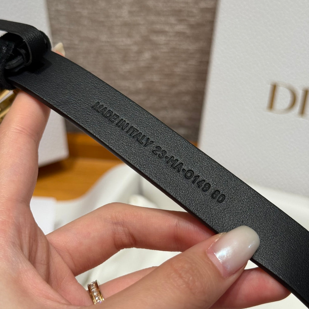 Ремінь Dior з натуральної замші із золотистою пряжкою — фото 5