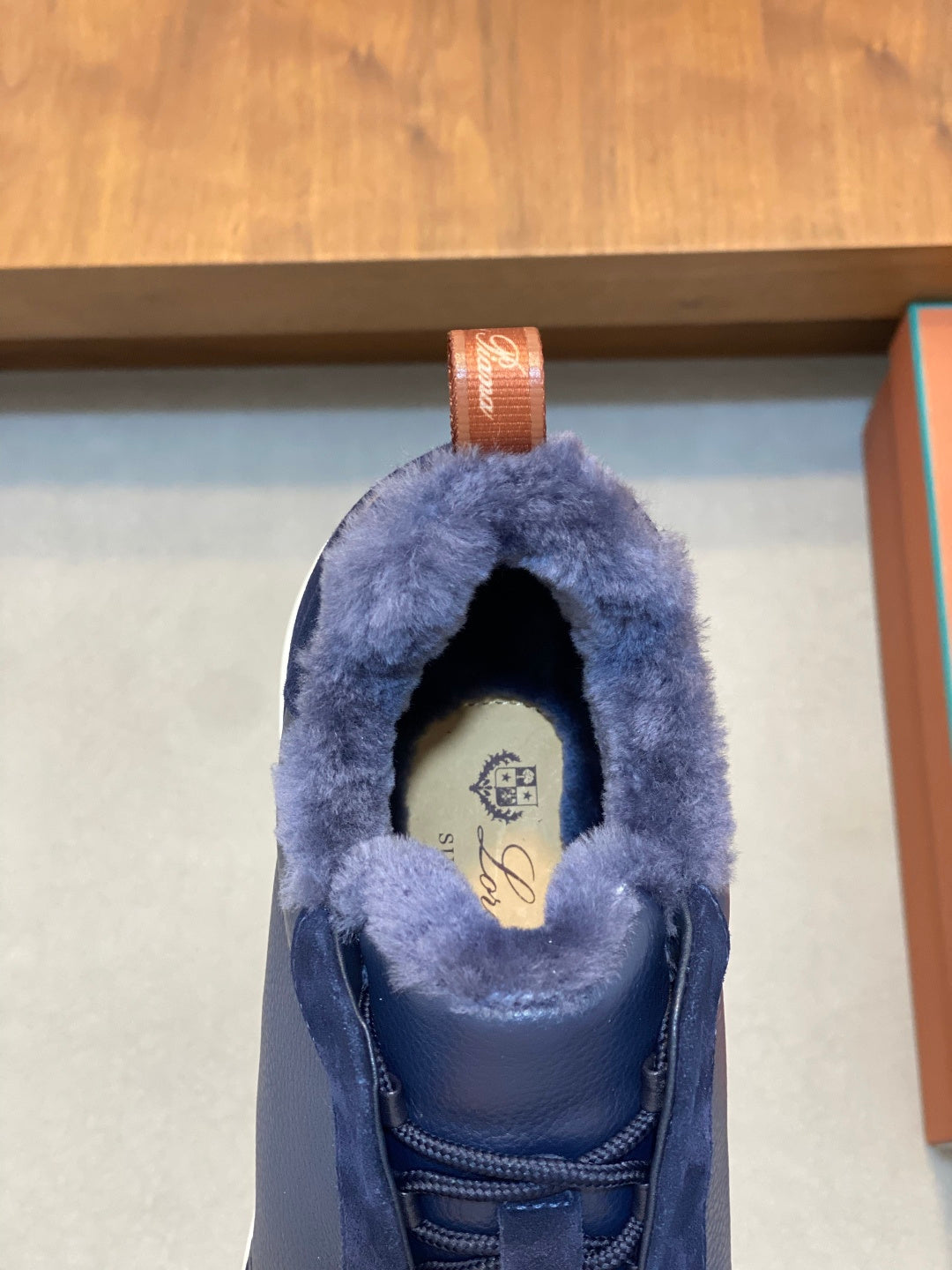 Текстильні утеплені кросівки Loro Piana Week End Walk Evo