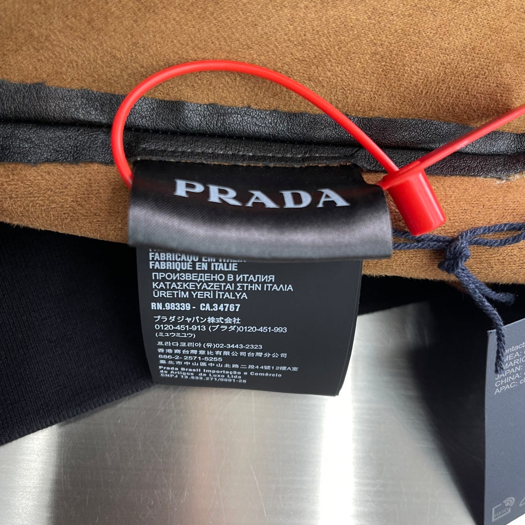 Шкіряна куртка Prada — фото 8