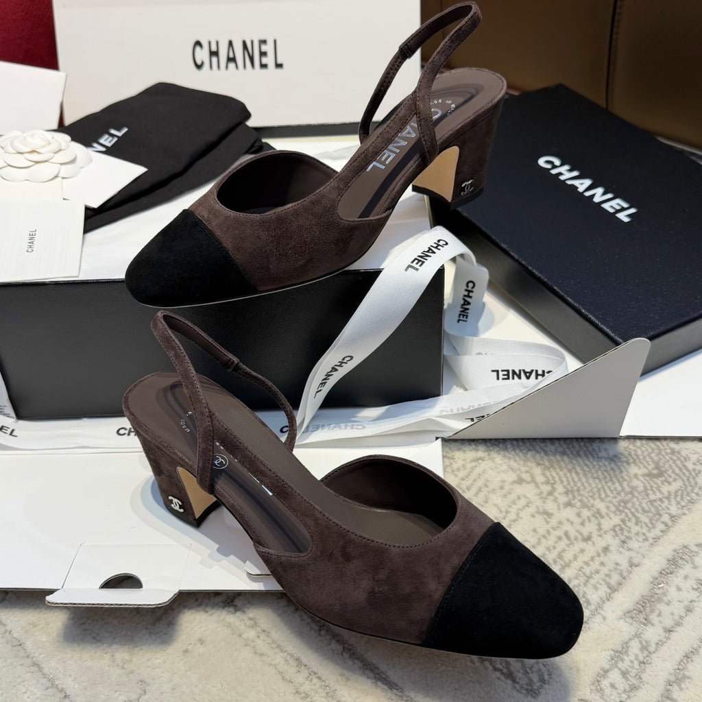 Жіночі елегантні замшеві туфлі Chanel Slingback