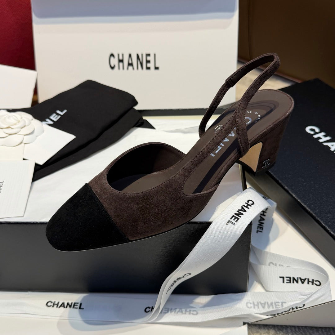 Жіночі елегантні замшеві туфлі Chanel Slingback